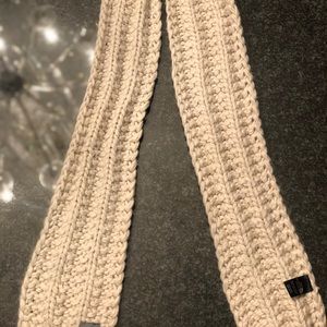 The North Face beige scarf